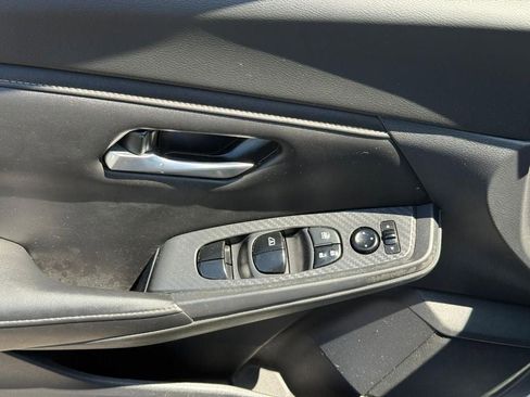 Used 2021 Nissan Sentra SV FWD image 17