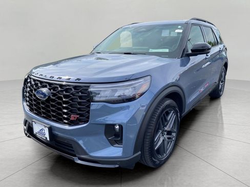 Certified 2026 Ford Explorer ST w/ Sun And Sound Package AWD/4WD image 8