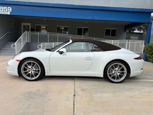 Used 2015 Porsche 911 Carrera RWD image 3