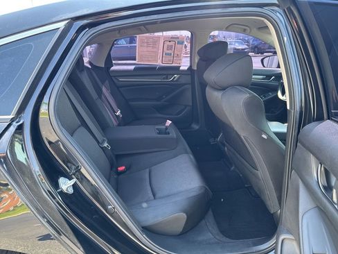 Used 2018 Honda Accord LX image 35