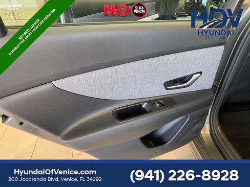 Certified 2026 Hyundai Elantra Limited FWD image 57