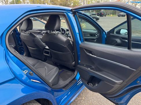 Used 2019 Toyota Camry SE FWD image 15