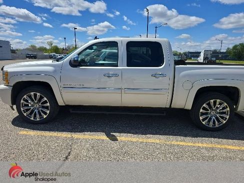 Used 2011 Chevrolet Silverado 1500 LTZ w/ LTZ White Diamond Edition AWD/4WD image 5