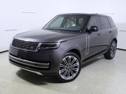 Used 2025 Land Rover Range Rover SE
