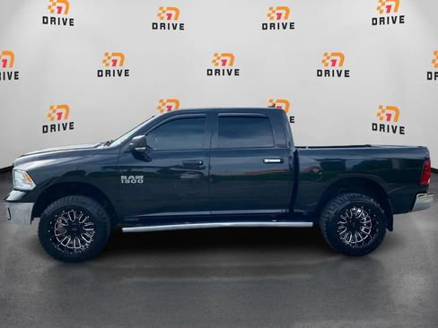 Used 2017 RAM 1500 Big Horn AWD/4WD image 2