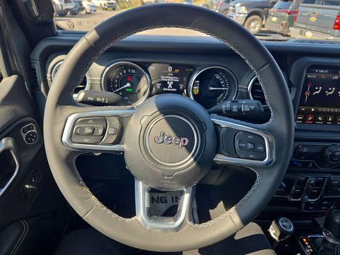 Used 2023 Jeep Wrangler Sahara w/ Dual Top Group image 17