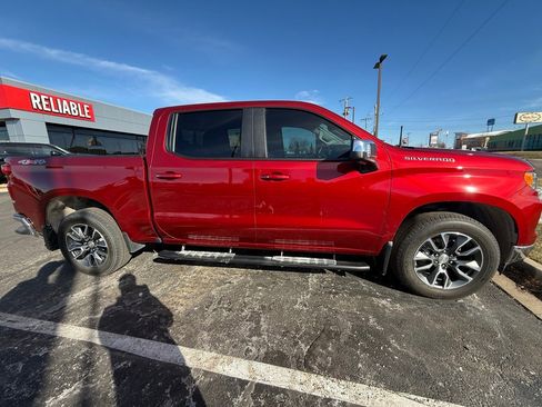 Used 2023 Chevrolet Silverado 1500 LT w/ Safety Package image 2