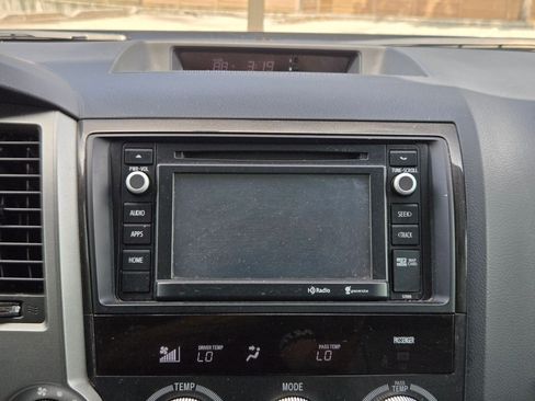 Used 2015 Toyota Sequoia Limited RWD image 18