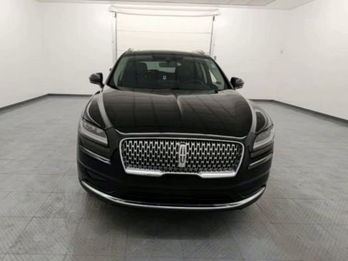 Used 2022 Lincoln Nautilus Reserve w/ Luxury Package image 2