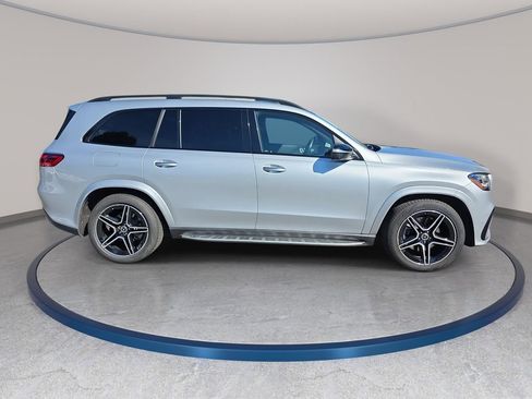 Used 2025 Mercedes-Benz GLS 450 4MATIC w/ AMG Line Exterior image 5