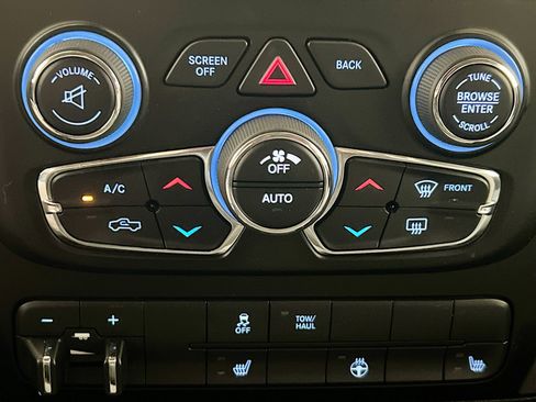 Used 2021 RAM 1500 Tradesman w/ Tradesman SXT Package image 11