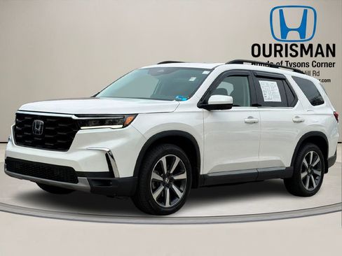 Used 2023 Honda Pilot Elite image 2