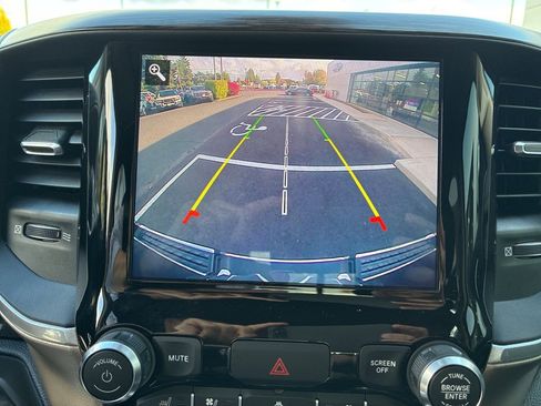 Used 2020 RAM 1500 Laramie image 16