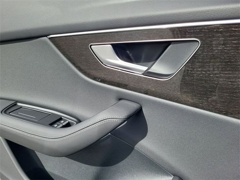 New 2026 Audi Q8 Premium Plus image 15