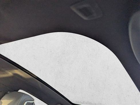 Certified 2023 BMW 760i xDrive w/ Executive Package image 16