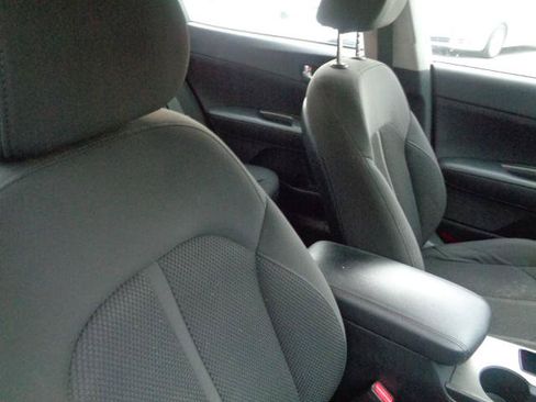 Used 2020 Kia Optima LX FWD image 17