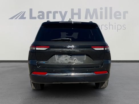 Certified 2023 Jeep Grand Cherokee 4WD 4xe image 4