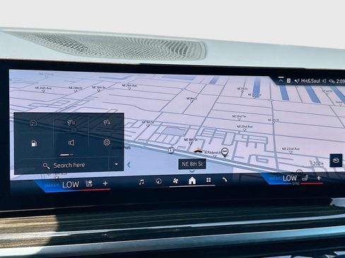 Certified 2025 BMW X5 xDrive40i image 14