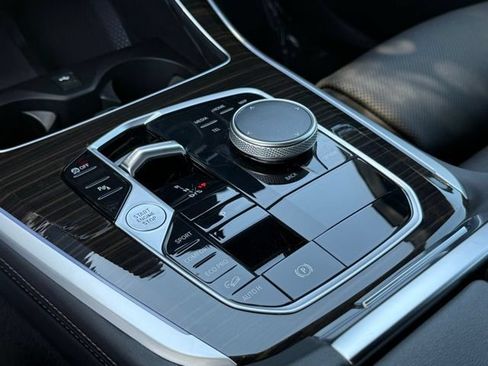 Certified 2024 BMW X5 xDrive40i AWD/4WD image 23