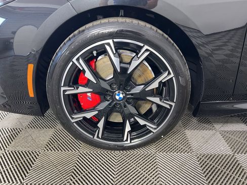 Used 2025 BMW M235i xDrive AWD/4WD image 17