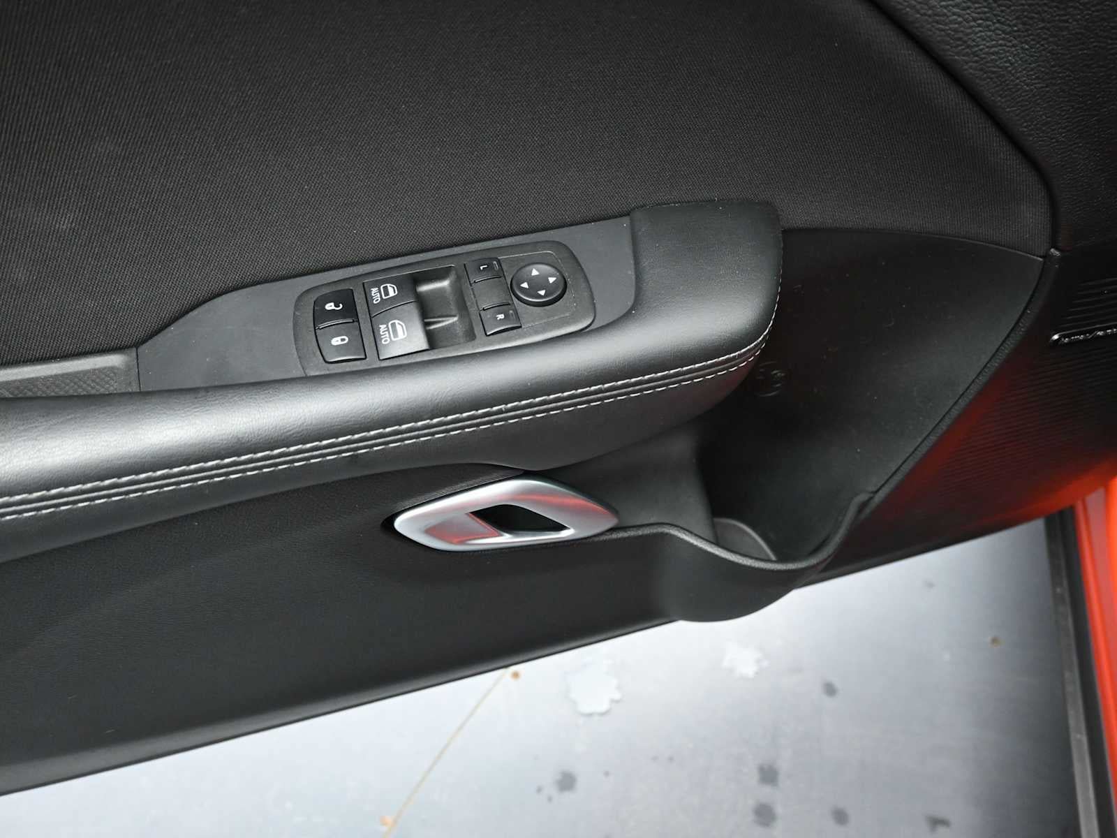 Used 2023 Dodge Challenger R/T RWD image 10