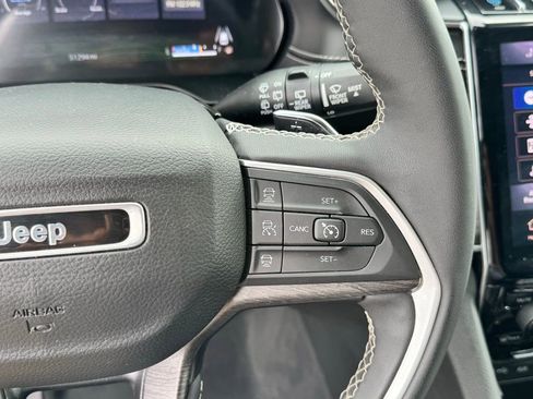 Used 2024 Jeep Grand Cherokee Limited 4xe image 15