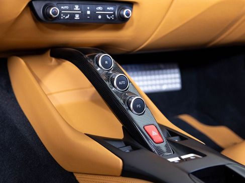 Used 2023 Ferrari 812 GTS RWD image 37
