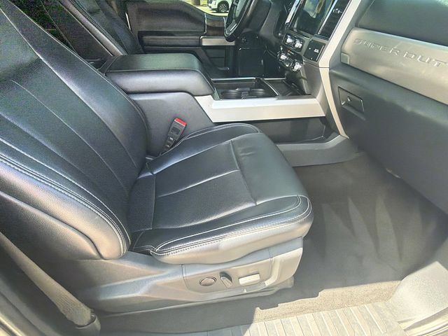 Used 2022 Ford F250 Lariat w/ Lariat Ultimate Package AWD/4WD image 13
