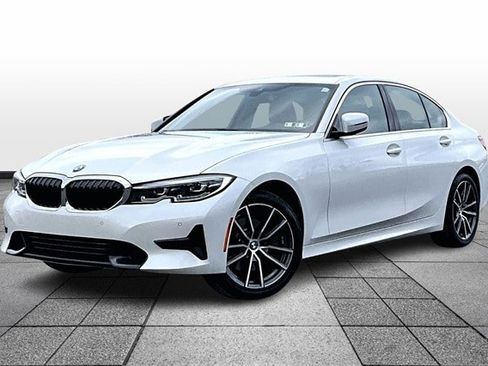 Used 2020 BMW 330i xDrive Sedan w/ Convenience Package image 4