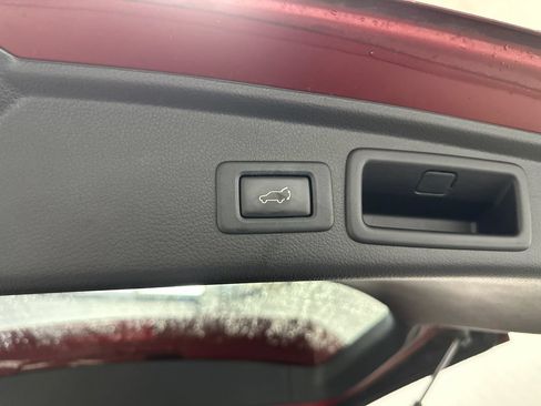 Used 2014 Subaru Forester 2.5i Touring AWD/4WD image 20