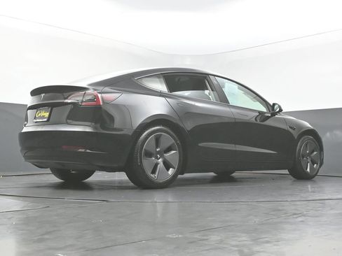 Used 2023 Tesla Model 3 Standard Range RWD image 45