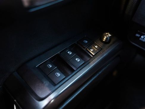 Used 2019 Toyota Tacoma TRD Sport w/ Technology Package RWD image 32