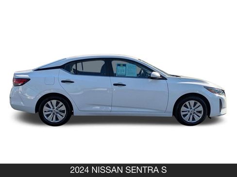 Used 2024 Nissan Sentra S FWD image 6