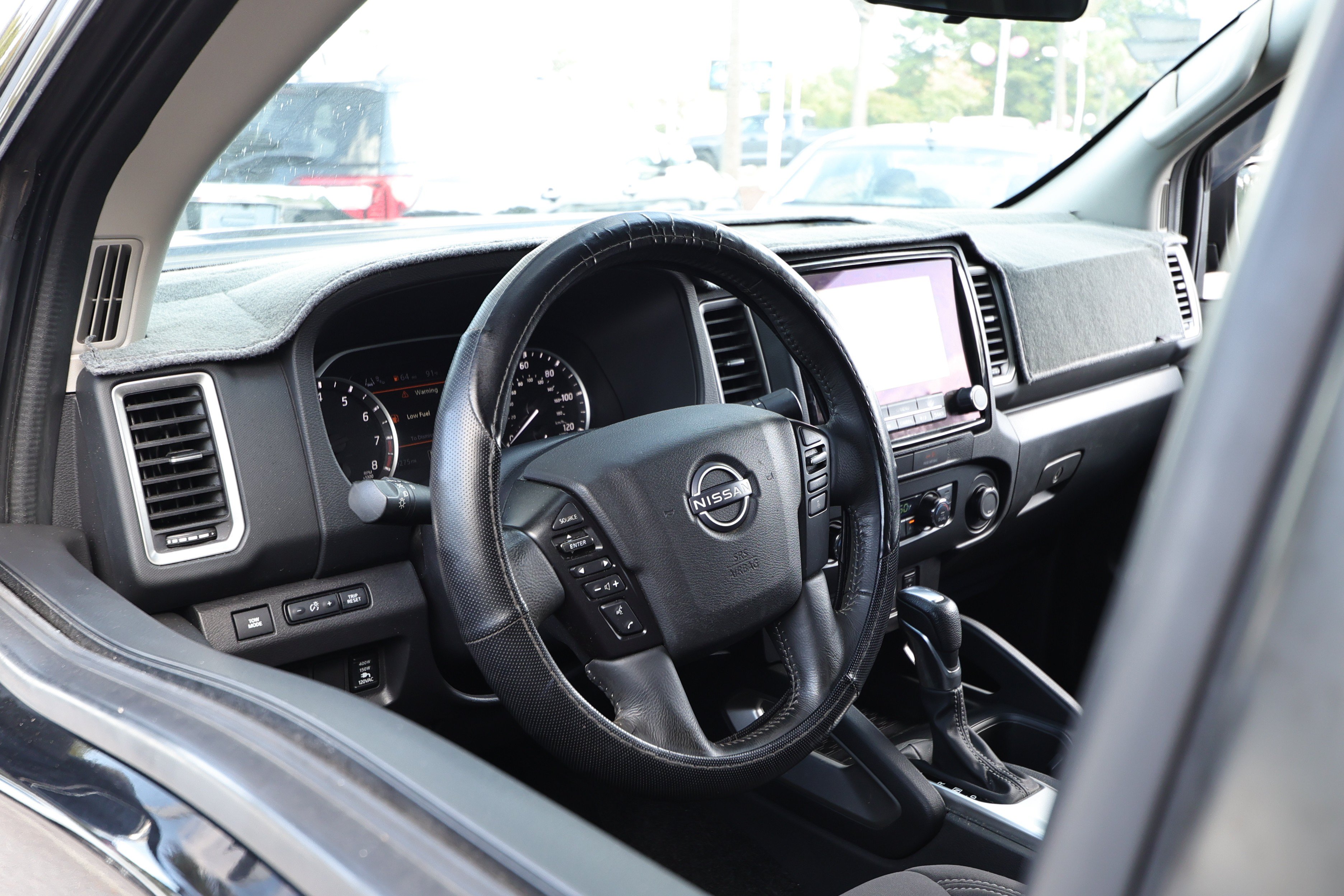 Used 2022 Nissan Frontier SV RWD image 25