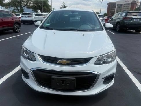 Used 2017 Chevrolet Sonic LT FWD image 2