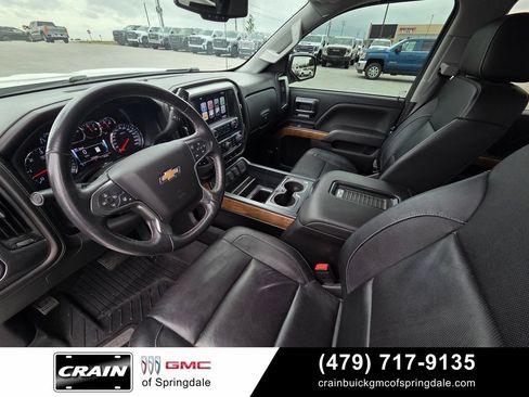 Used 2017 Chevrolet Silverado 1500 LTZ w/ High Desert Package AWD/4WD image 10