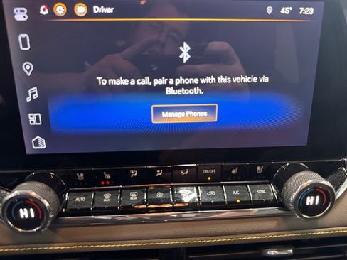 Used 2023 Chevrolet Colorado ZR2 w/ ZR2 Convenience Package III image 18