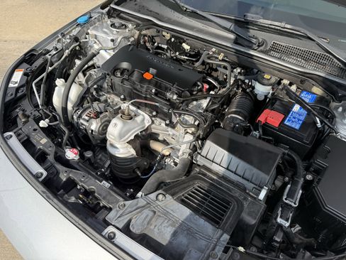 Used 2022 Honda Civic Sport image 34