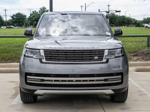 New 2026 Land Rover Range Rover Long Wheelbase SE AWD/4WD image 6
