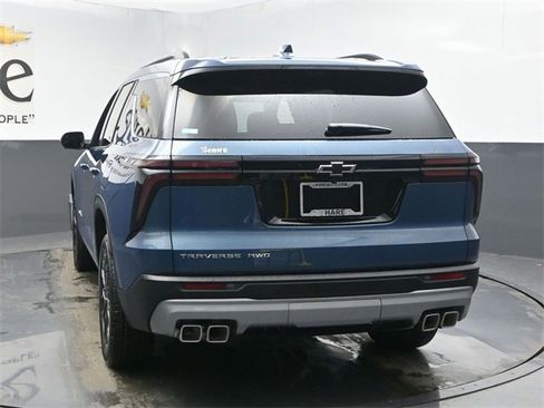 New 2026 Chevrolet Traverse LT w/ Sun and Wheel Package image 14
