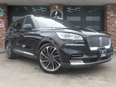 Used 2020 Lincoln Aviator Reserve w/ Equipment Group 202A AWD/4WD image 2