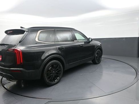 Used 2021 Kia Telluride EX w/ EX Premium Package AWD/4WD image 4