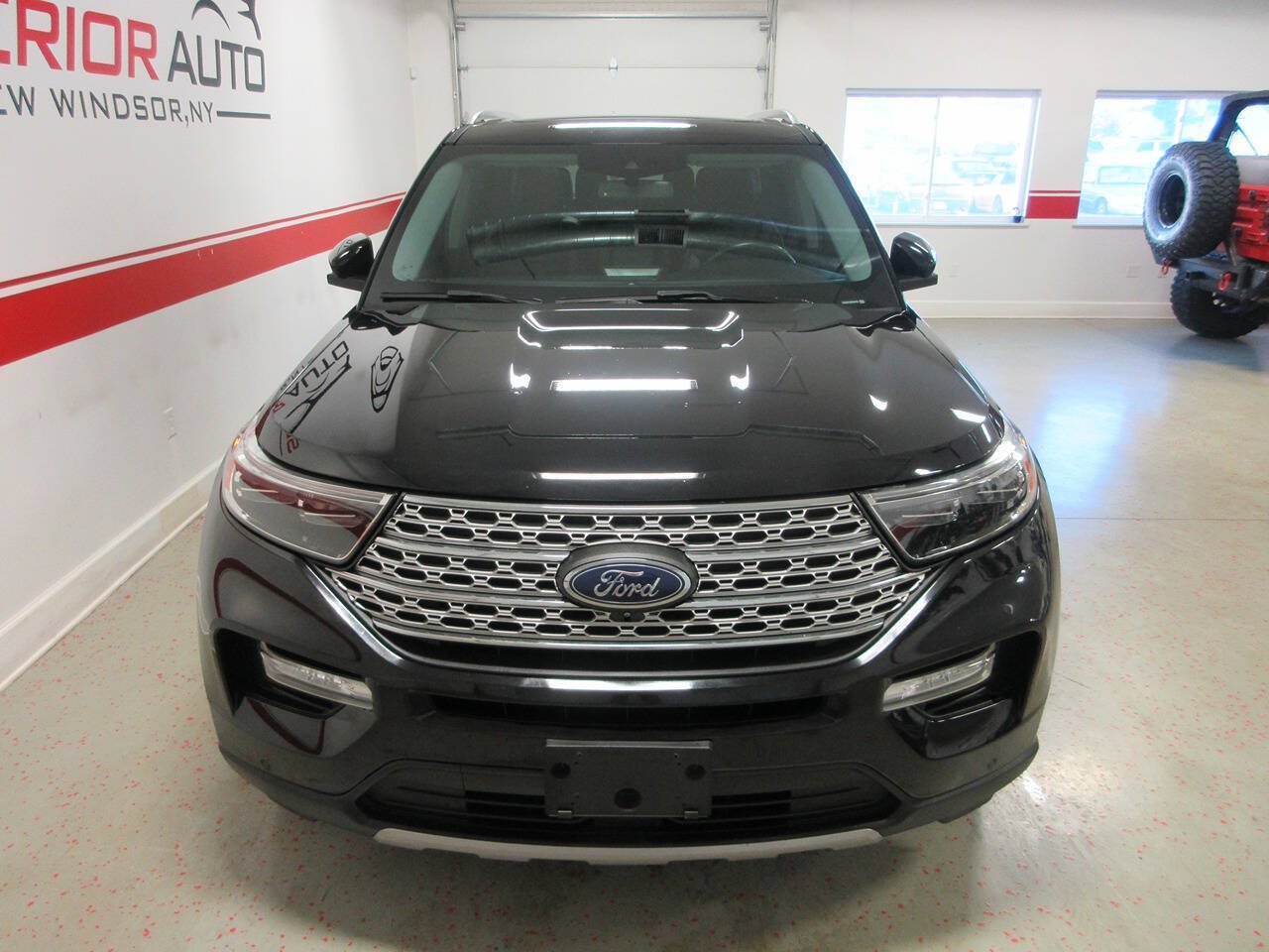 Used 2021 Ford Explorer Limited w/ Equipment Group 301A AWD/4WD image 10