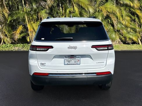 New 2026 Jeep Grand Cherokee L Laredo AWD/4WD image 4