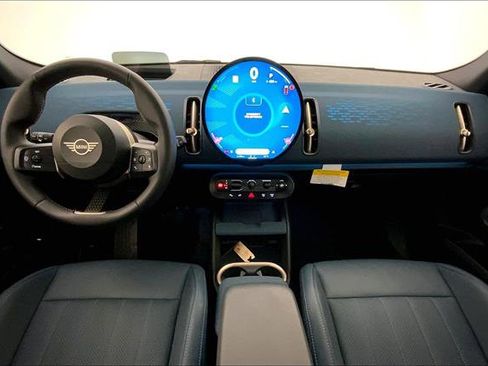 Certified 2025 MINI Cooper Countryman S w/ Comfort Package Max image 16