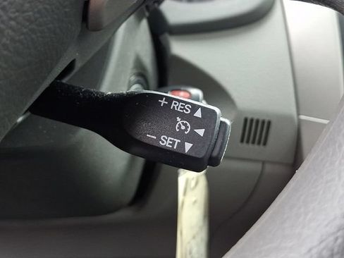 Used 2010 Toyota Corolla LE FWD image 26