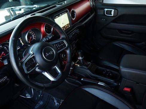 Used 2021 Jeep Wrangler Unlimited Rubicon image 2