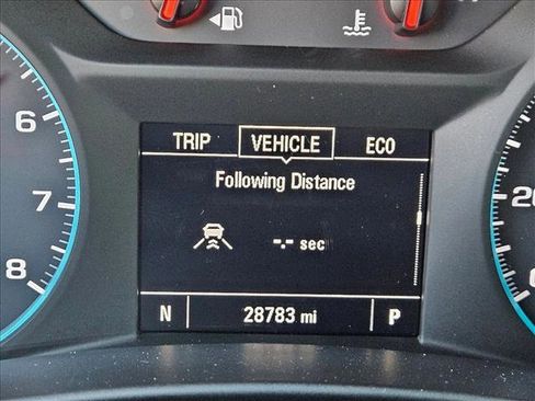 Used 2021 Chevrolet Equinox LS image 14