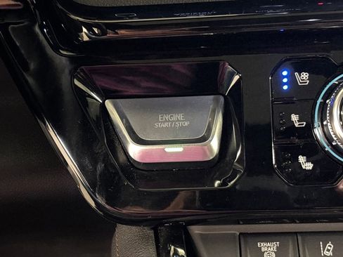 Used 2024 GMC Sierra 2500 AT4 w/ AT4 Premium Plus Package image 41