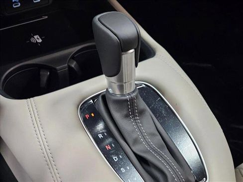 New 2026 Honda HR-V EX-L image 15